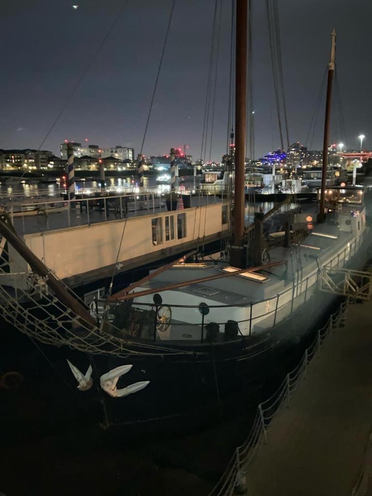 Ahoy London Hotel Bagian luar foto